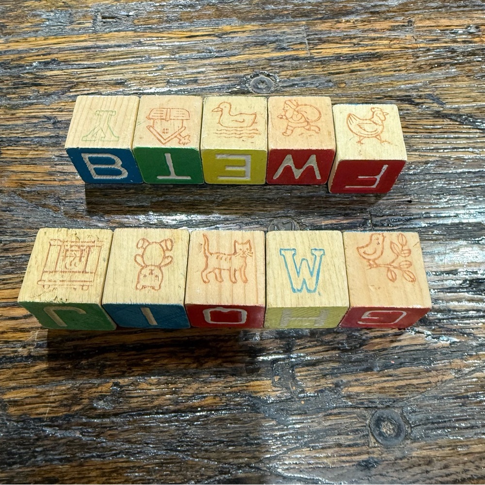 Disney Colorful Wooden Alphabet Blocks for Kids Lot of 10 Disneyland Collectible - Picture 7 of 8